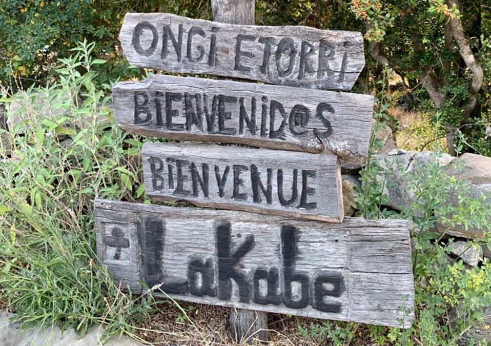 Lakabe kartela (bielaytierra).jpg